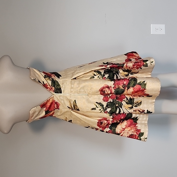 Nicole Miller gold/floral metallic shimmery strapless dress-0 - Picture 4 of 10